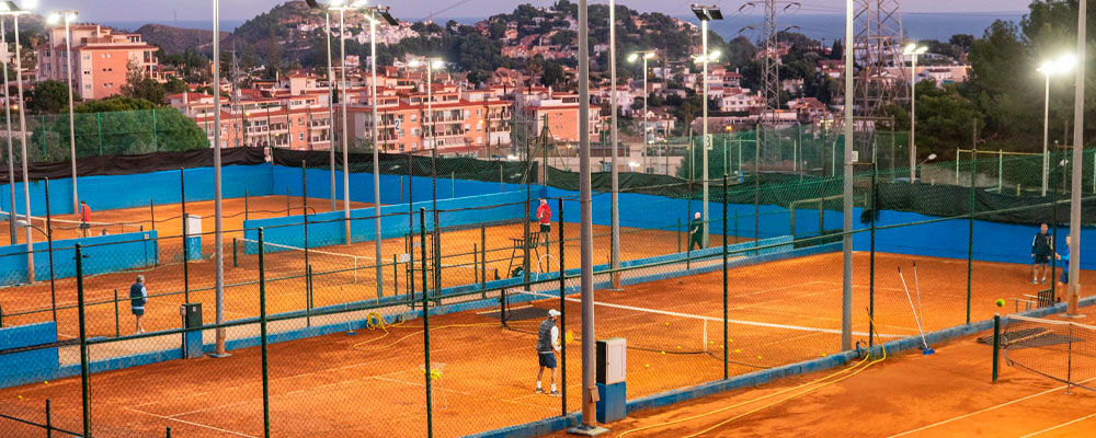 Imagen con la Federacion Andaluza de Tenis